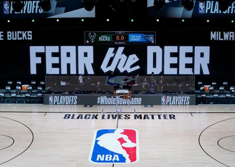 NBA zvijezde bojkotirale utakmicu zbog policijske brutalnosti; upitan nastavak cijelog natjecanja