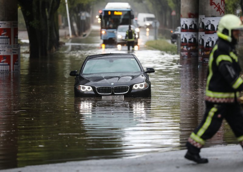 [FOTO/VIDEO] Promjena vremena stigla u Hrvatsku: U Međimurju tuča, kiša opet uzrokovala poplave u Rijeci