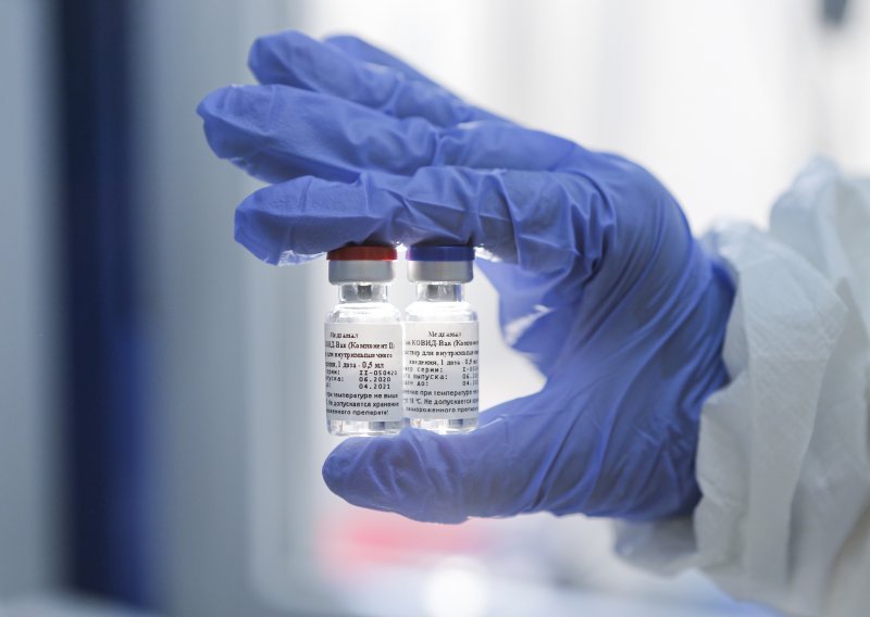 Rusko cjepivo protiv koronavirusa izazvalo stvaranje antitijela