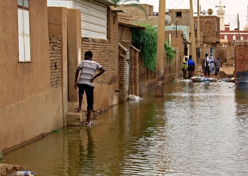 Katastrofalne poplave u Sudanu, proglašeno izvanredno stanje, a bolje nije ni u Etipiji i Ugandi