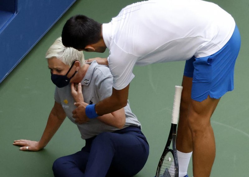 Oglasio se Novak Đoković nakon što je zbog nepromišljenog poteza diskvalificiran s US Opena: Ovo me čini tužnim i praznim...