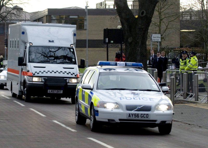 Policija uhitila muškarca zbog napada nožem u Birminghamu