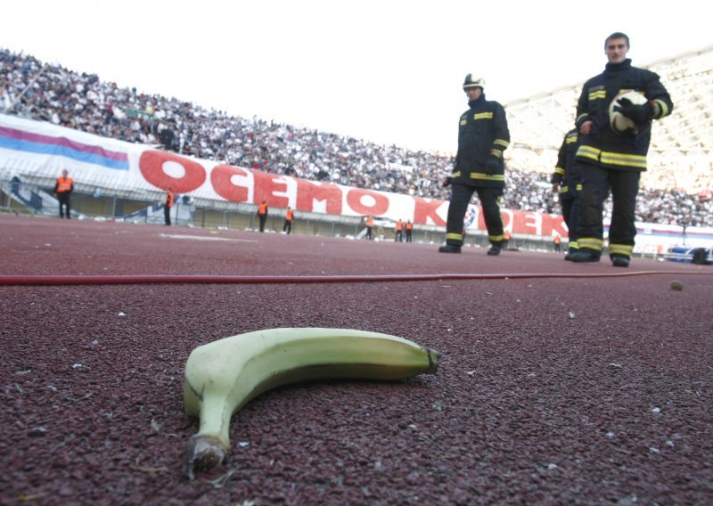 Bananom na Sambu budući akademski građanin?!