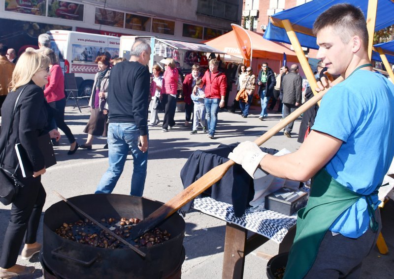 Otkazana kestenijada u Hrvatskoj Kostajnici, gosti svejedno dobrodošli