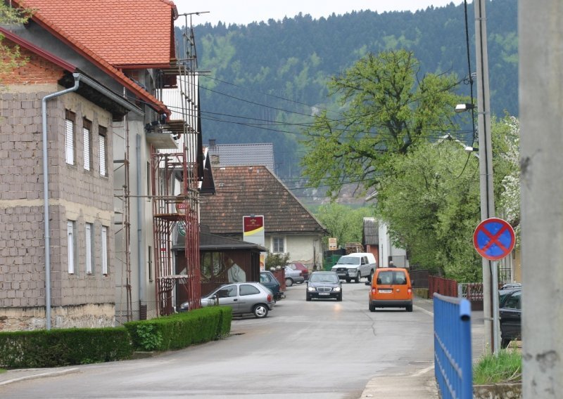 Od ponoći u Otočcu posebne mjere zaštite, evo kako će se tamo štititi od koronavirusa