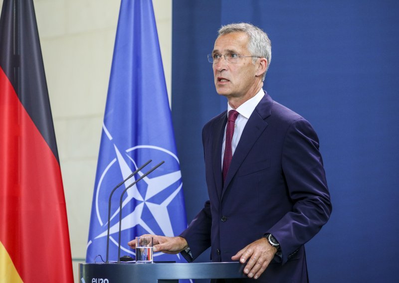 Glavni tajnik NATO-a osudio 'proizvoljna zatvaranja i otmice' oporbenih aktivista u Bjelorusiji