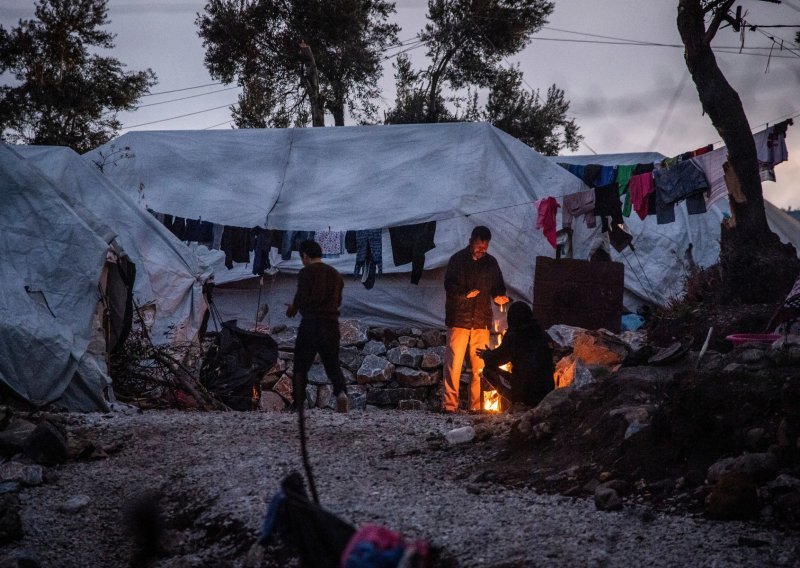 Grčki premijer obećao trajni centar za migrante nakon požara na Lezbosu