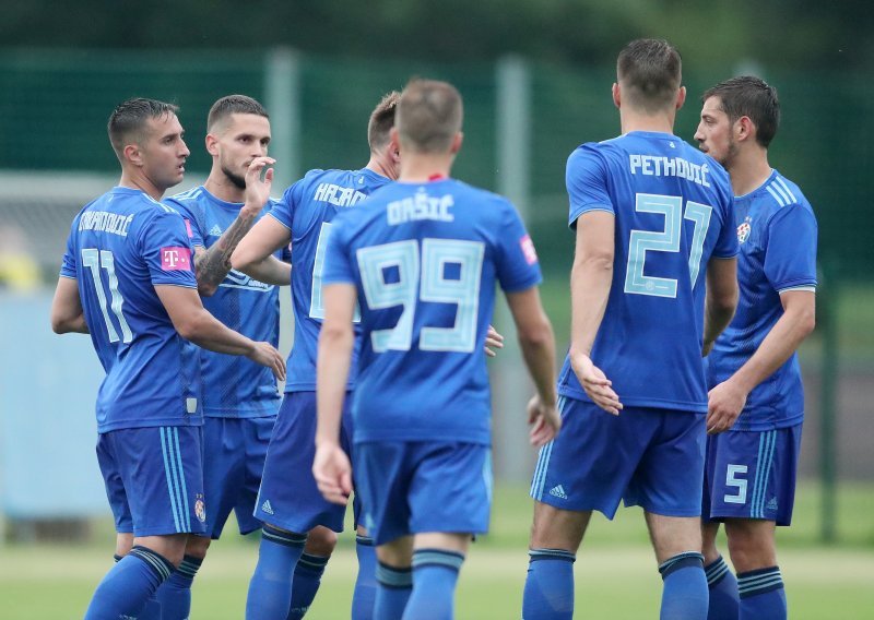 Na Maksimir sletjela ponuda koja 'izbija iz cipela'; slavni klub pod svaku cijenu želi Dinamovog wunderkinda i ovo će 'modri' jako teško odbiti