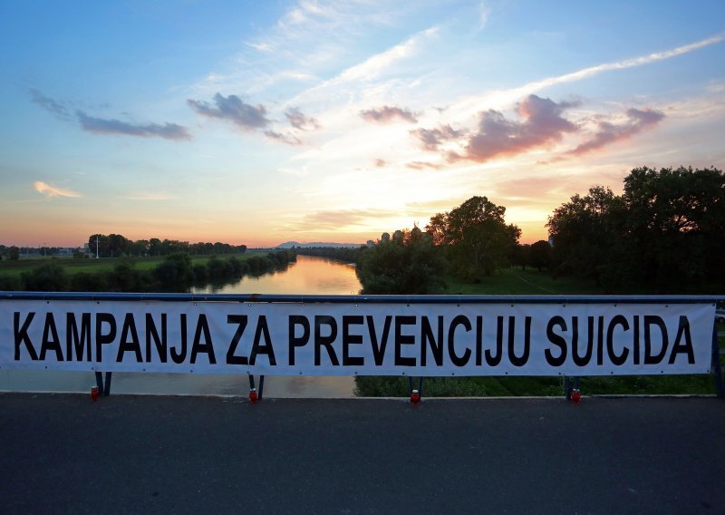 Više od 800.000 ljudi godišnje počini samoubojstvo, u Hrvatskoj si lani život oduzelo 679 ljudi
