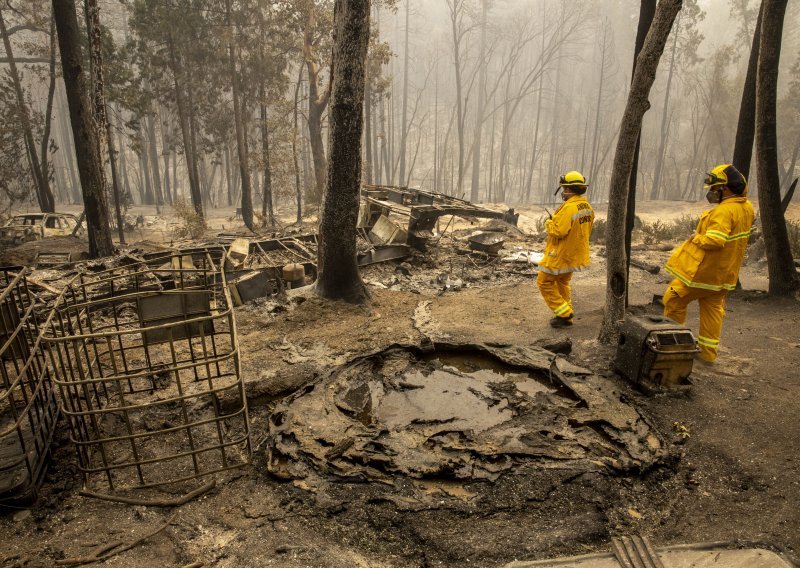 [FOTO] Požari na zapadu SAD-a usmrtili 16 ljudi, u Oregonu pola milijuna evakuiranih