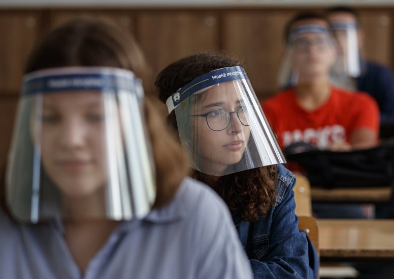 HZJZ: Viziri ne mogu zamijeniti maske u školama