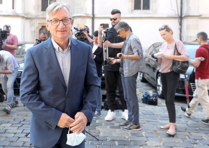 Ustavni sud: Zabranjeno prisustvo novinara na sjednici, odbačen i prijedlog o javnoj raspravi s predstavnicima Vlade i Stožera