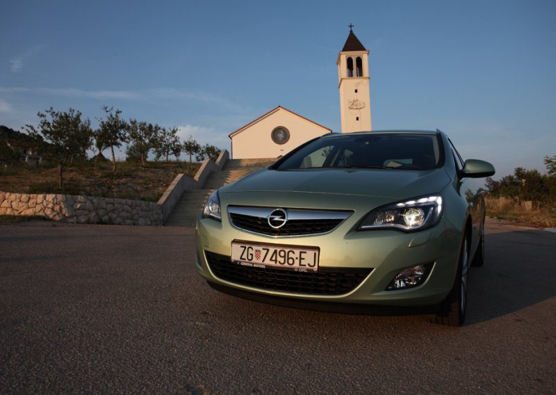 Opel Astra ST 1.7 CDTi – može OPC?