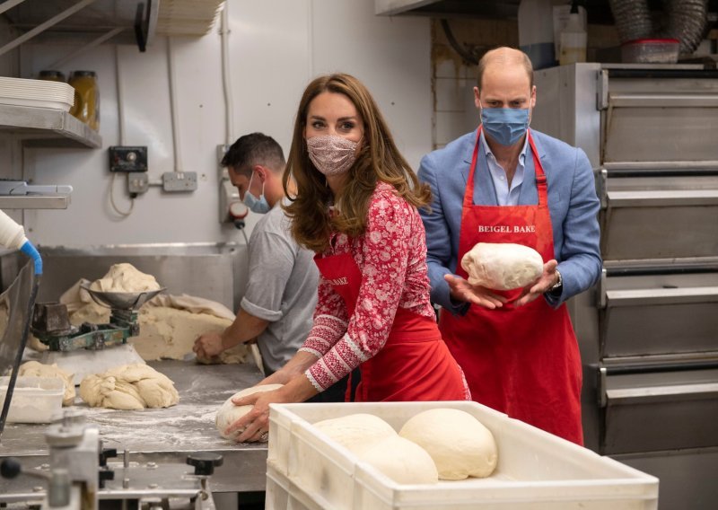 Kate Middleton i princ William pokazali svoju drugu stranu: Primili se posla i pokazali kako mijese kruh