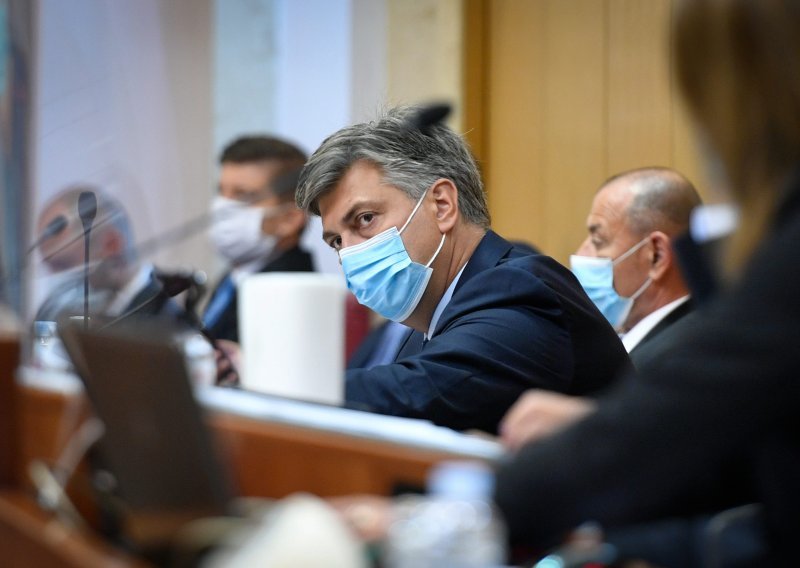 Plenković o moratoriju na ovrhe: Nije realno beskrajno otpisivati obveze