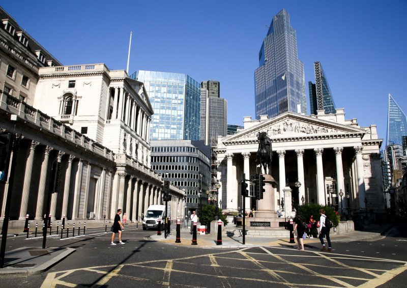 Britanska središnja banka razmišlja o negativnim kamatnim stopama