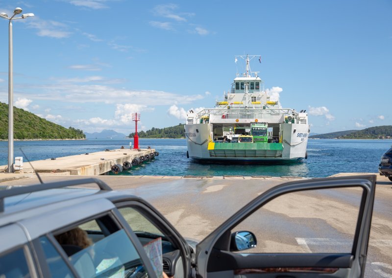 Kreće rekonstrukcija lukobrana Puntin - luka Korčula vrijedna 10,5 milijuna kuna