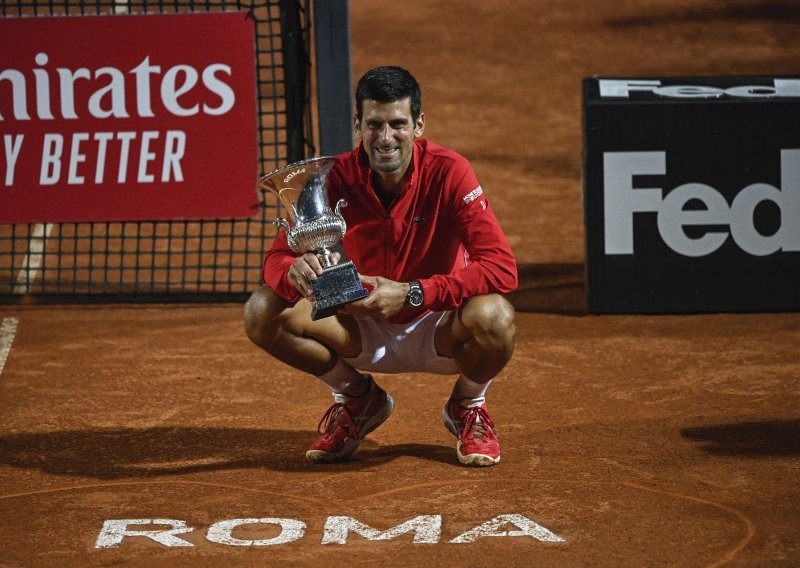 Novak Đoković osvojio turnir kojim inače dominira Rafael Nadal, a usput ga i pretekao po broju osvojenih Masters naslova