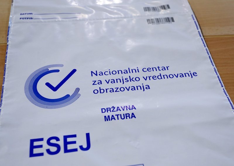 Učenike osnovnih škola čeka novi izazov: Stiže 'mala matura'