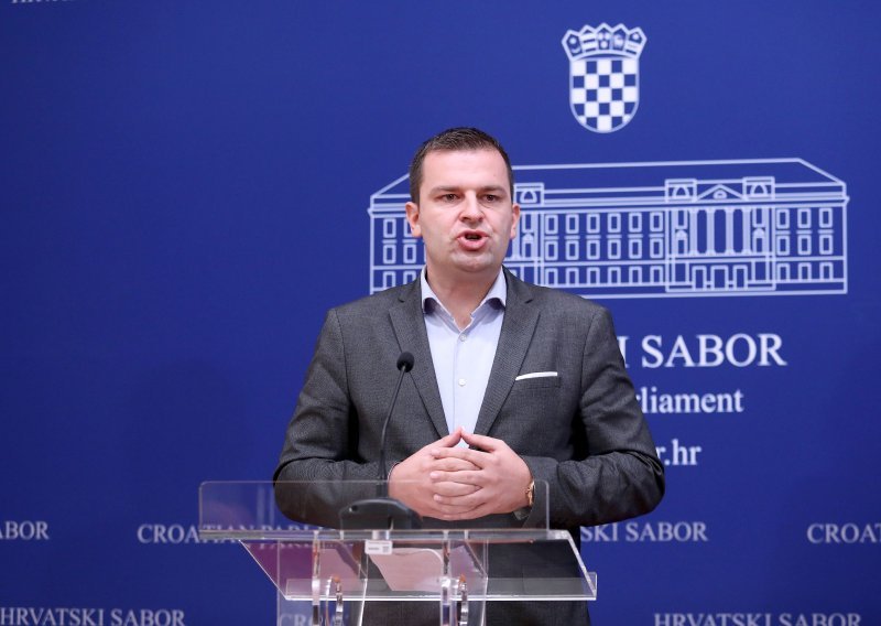 Hrebak: 'Ne moram u samoizolaciju već u pasivni nadzor'