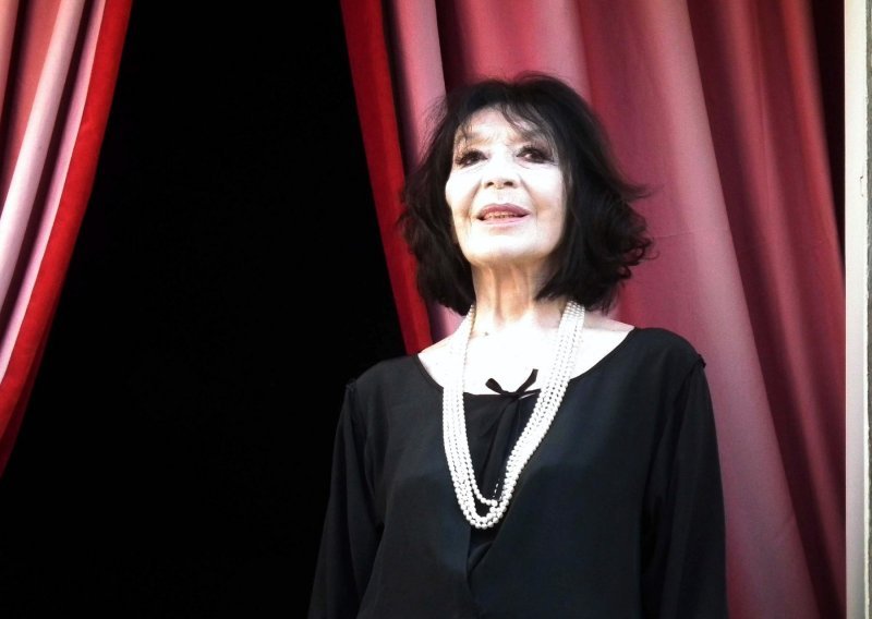 Otišla je velika dama francuske šansone: U 94. godini preminula Juliette Gréco