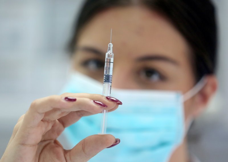 Planule prve doze cjepiva protiv gripe: 'Pitajte dalje, možda netko drugi ima'