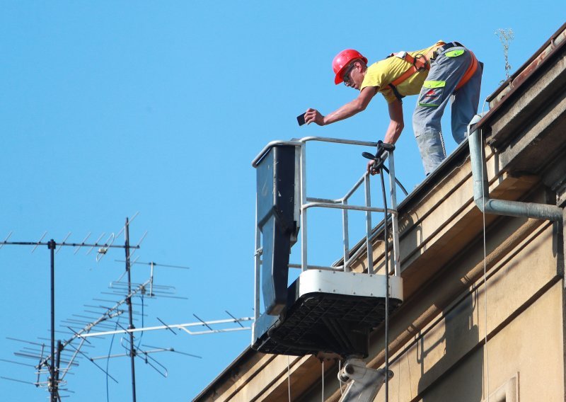 Kojim će se redom obnavljati Zagreb? 'To nije jednostavno odrediti, prvo idu zgrade koje su potrebne za šire građanstvo'