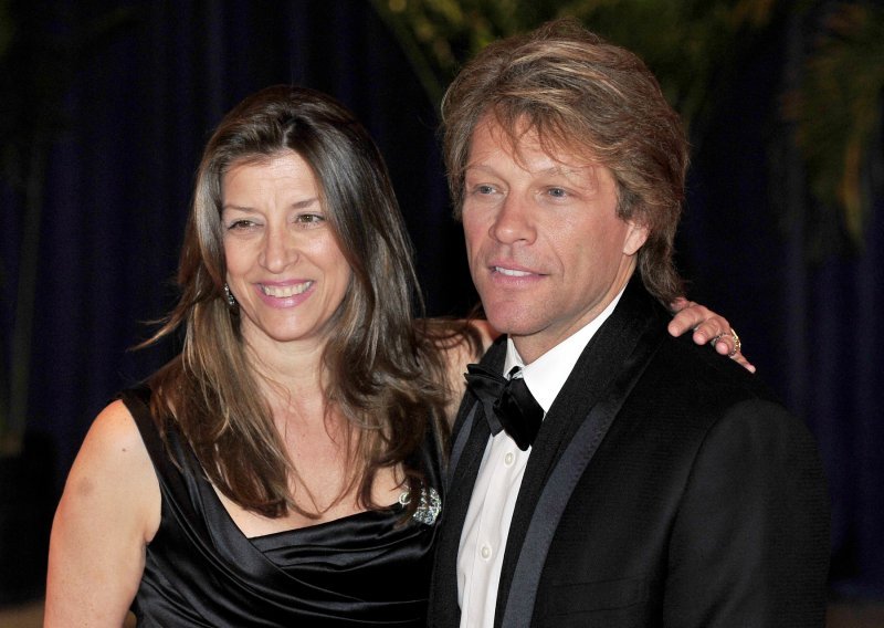 U svoju se suprugu Jon Bon Jovi zaljubio u srednjoj školi, a njihova ljubav traje punih 40 godina: 'Dorothea je moj najveći oslonac'