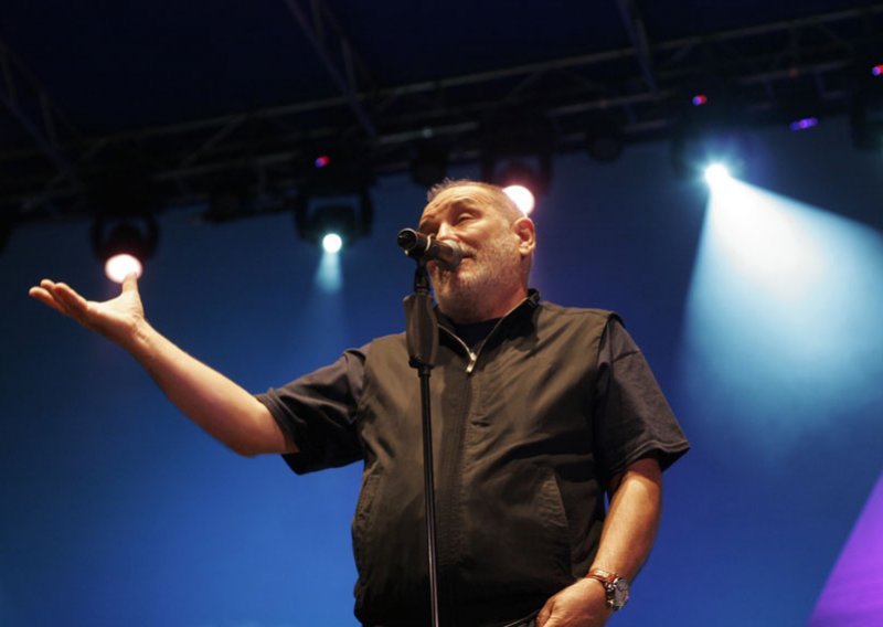 Đorđe Balašević s mangupima zastaje na stanici u Puli