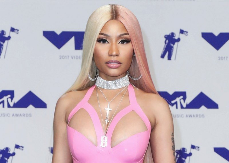 Pjevačica Nicki Minaj postala je mama, a obožavatelji joj poručili: 'Jedva čekamo vidjeti to malo klupko sreće'