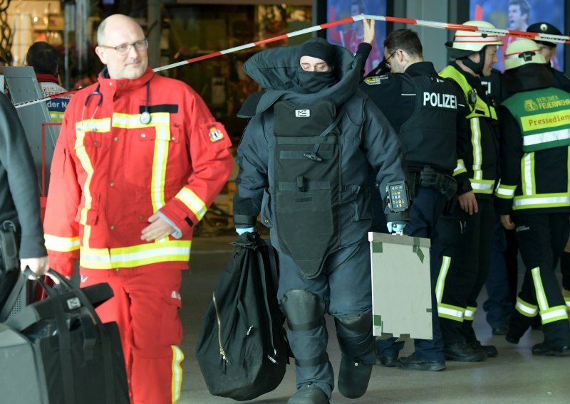 Spriječena katastrofa: Njemačka policija deaktivirala bombu u vlaku blizu Koelna