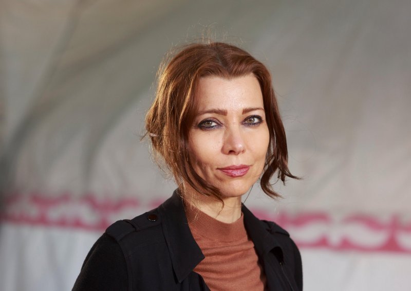 Elif Shafak: 'Moramo biti u stanju razgovarati o osjećajima i znati da je u ovakvim vremenima 'u redu ne biti u redu''