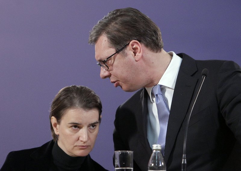 Vučić potvrdio: Ana Brnabić je novi mandatar