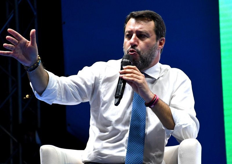 Talijanska vlada ublažila migracijske zakone koje je provodio Salvini