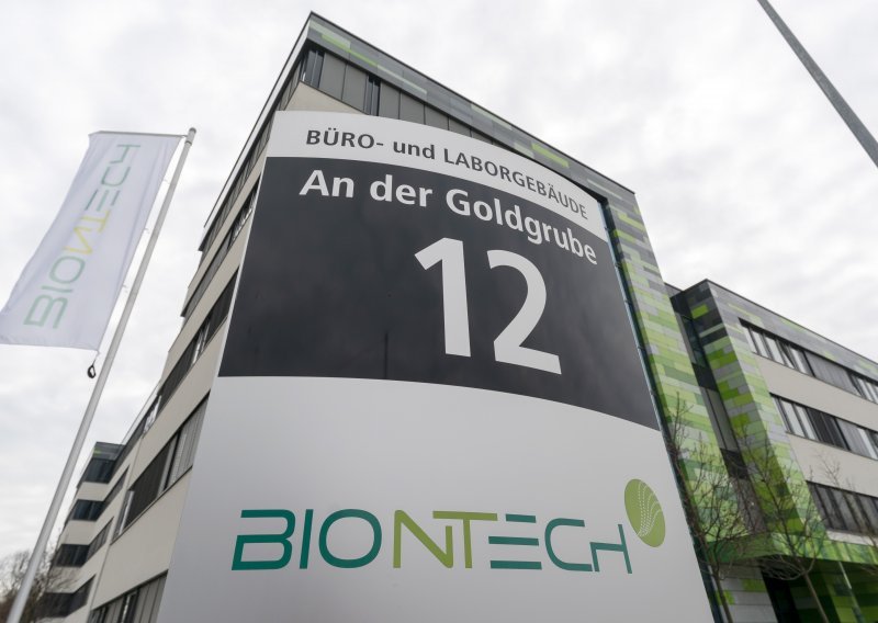 BioNTech zaključio tromjesečje s gubitkom zbog troškova razvoja cjepiva