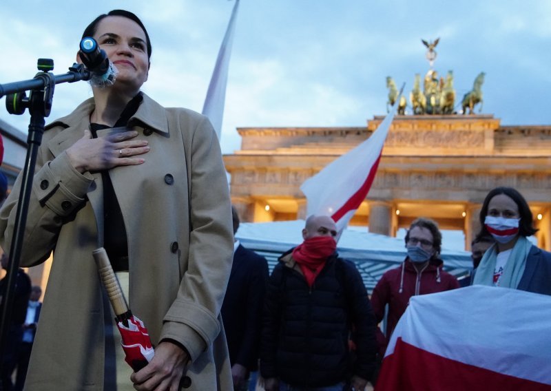 Tihanovska se sastaje s Merkel; obišla Berlinski zid: To je simbol transformacije