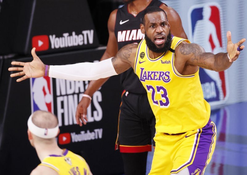 Lakersi i LeBron James uz puno problema svladali Miami te stigli korak do ispisivanja povijesti: Još nismo završili posao