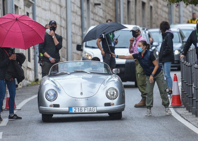 Nicolas Cage jurcao po Dubrovniku u Porscheu koji mu se tijekom snimanja scene - ugasio