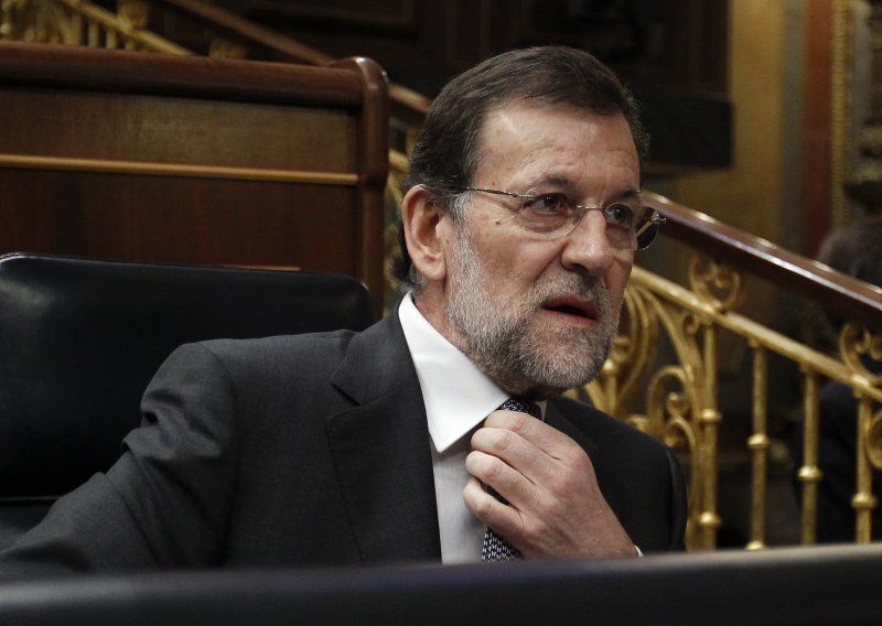 Rajoy: Nisam korumpiran i neću otići