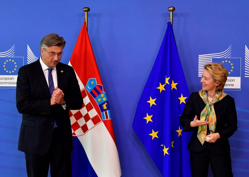 Plenković uz pomoć 684 milijuna eura obećao 'kvalitetnu i održivu' obnovu Zagreba i okolice