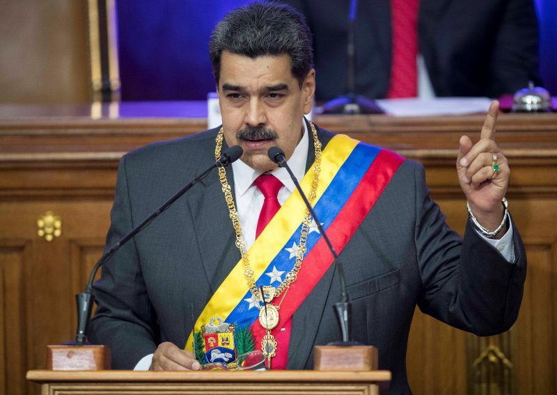 Maduro: Kolumbija uvježbava tisuću 'plaćenih terorista' za sabotažu izbora u Venezueli