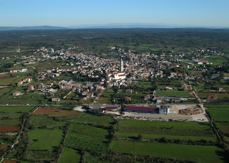 Istarskim gradovima i općinama država oduzima tisuće hektara, prvi na udaru Vodnjan