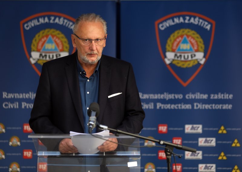 Božinović najavio da će se ići s restrikcijama kretanja: Moguće i potpuno zatvaranje Markova trga