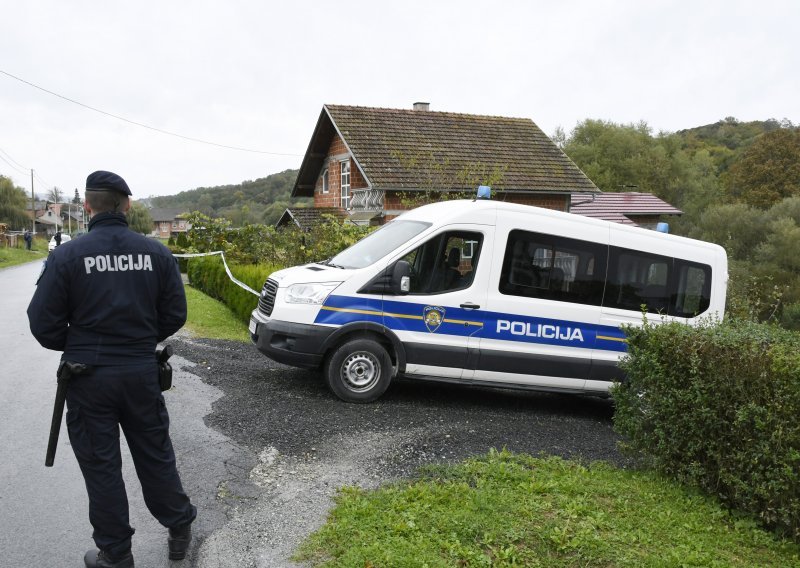 Otac napadača s Markova trga kod kojeg su nađene puške pušten da se brani sa slobode