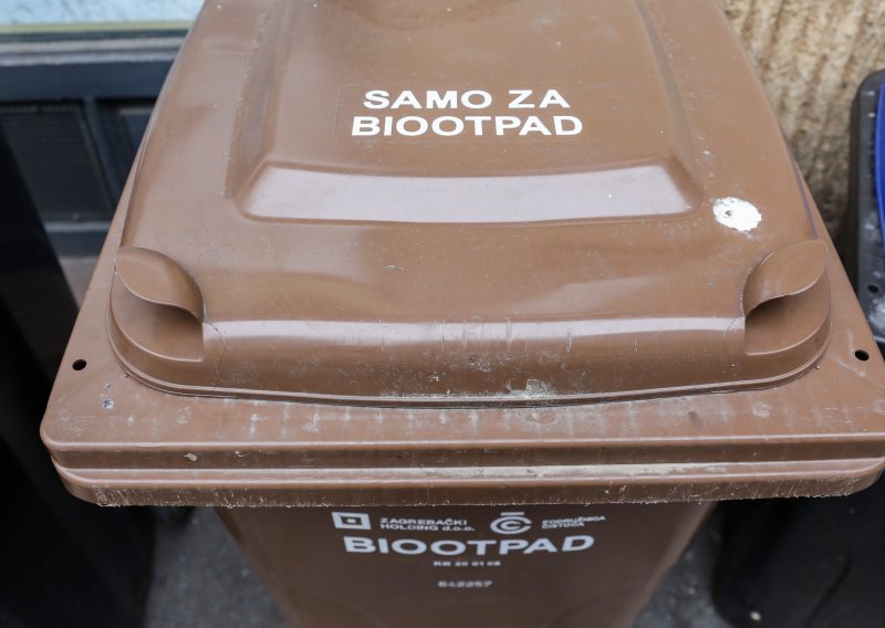 Zagrebački holding: Čistoća nije prestala odvoziti biootpad, i dalje će ga odvoziti neometano