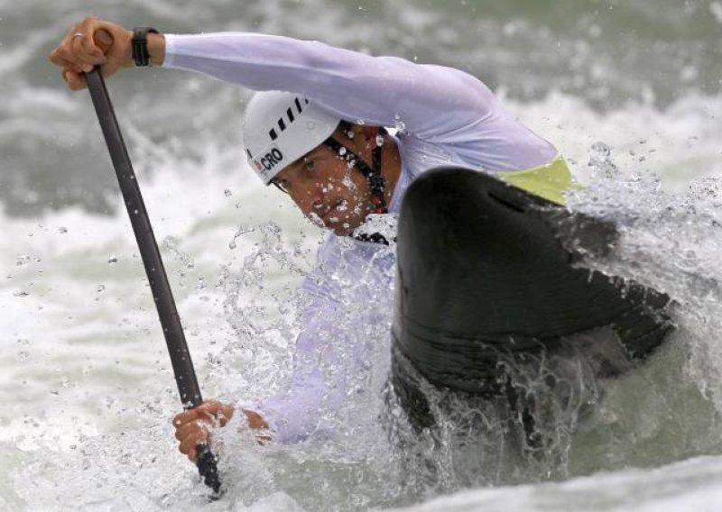 Croatian canoeists win six European Championships medals