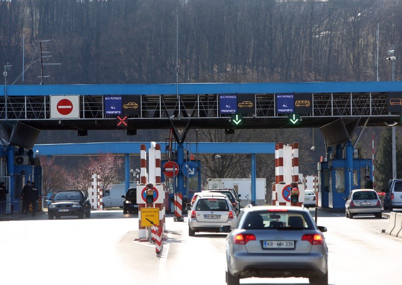 Od 19. listopada pri ulasku u BiH vozači iz Hrvatske neće morati pokazivati 'zelenu kartu'