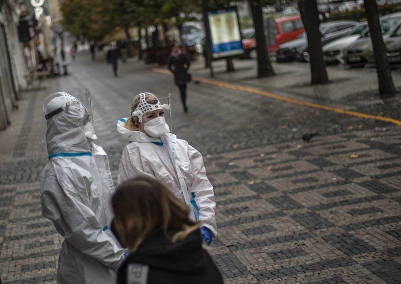 Češka dogovorila s Njemačkom bolnički prihvat najtežih pacijenata: Što se to događa u zemlji s najvećom eksplozijom koronavirusa u Europi?