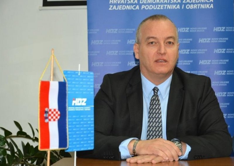 HDZ-ovac Inicijativi mladih: 'Stoko yugokomunistička, strijeljat će vas'