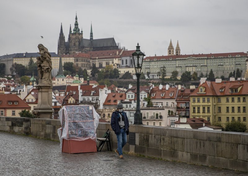Europske države ruše rekorde: Česi imaju preko 11 tisuća novozaraženih, šalju svoje oboljele u Njemačku